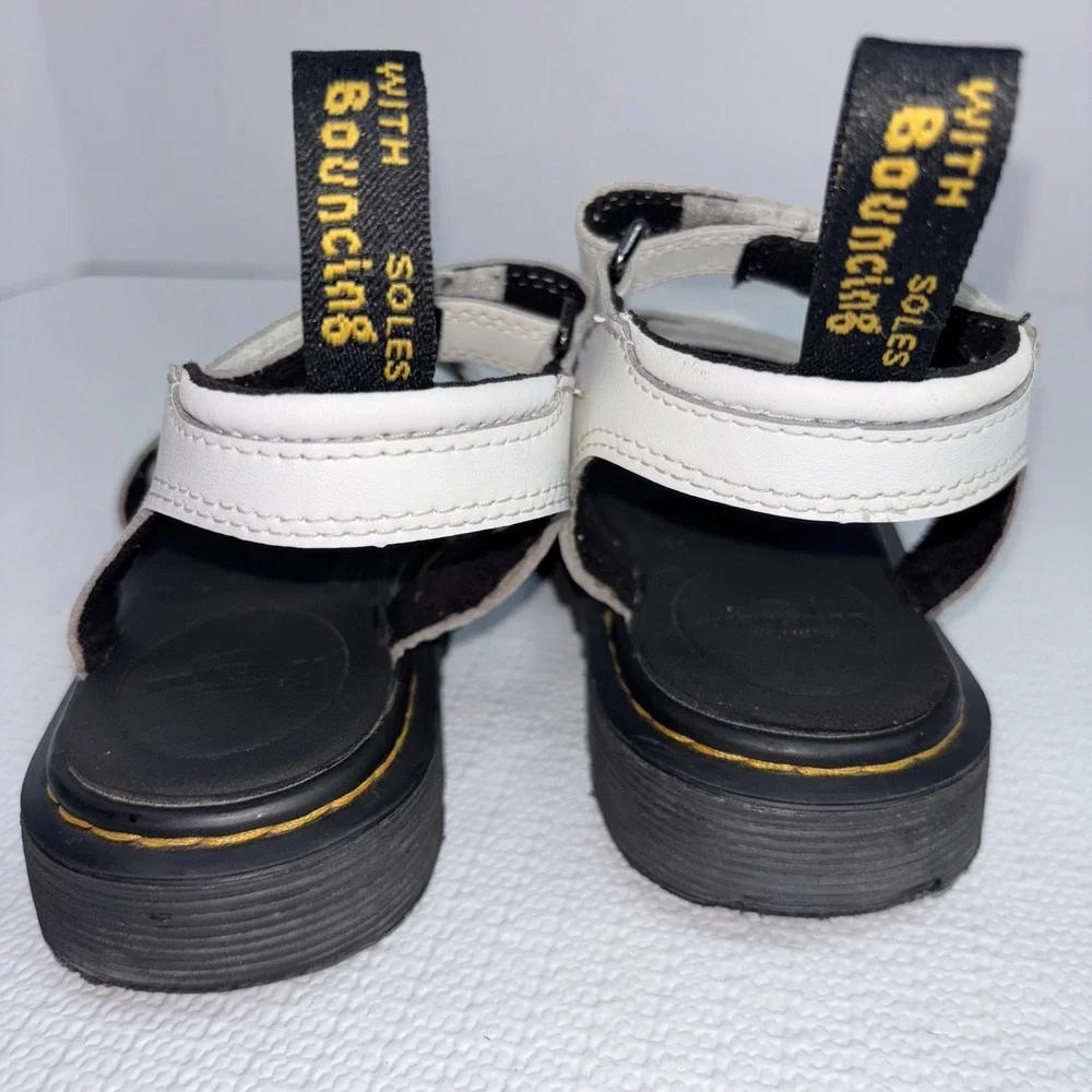 Dr.‎ Martens Blaire White Leather Sandals Kids Size 13 UK 12 Comfortable